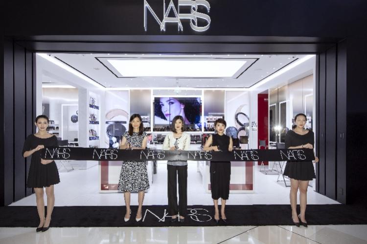 尖端时尚配备，NARS彩妆NARS广州首家概念店开幕