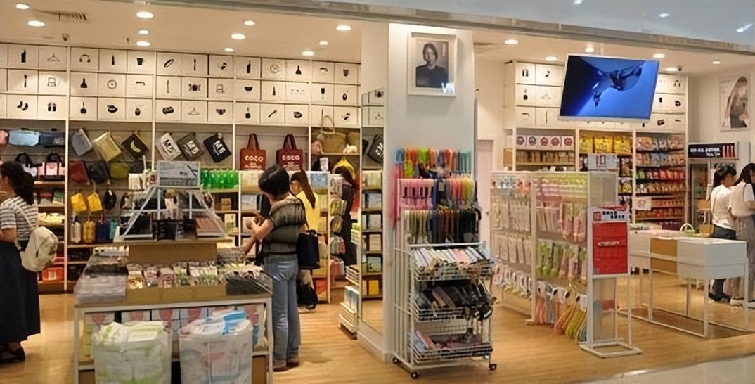 消费者认可武汉好创业科技有限公司时尚潮品店设计及品质的高要求